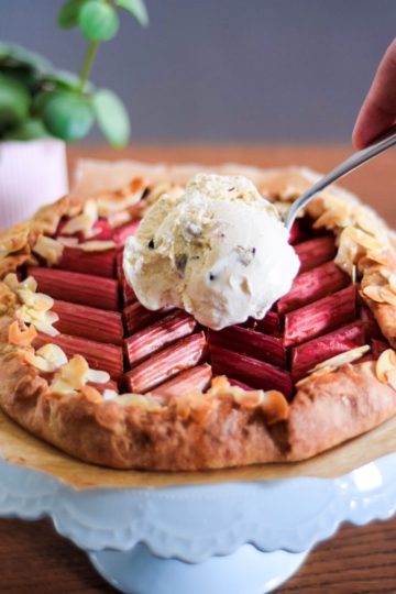 mozaikowa tarta z rabarbarem